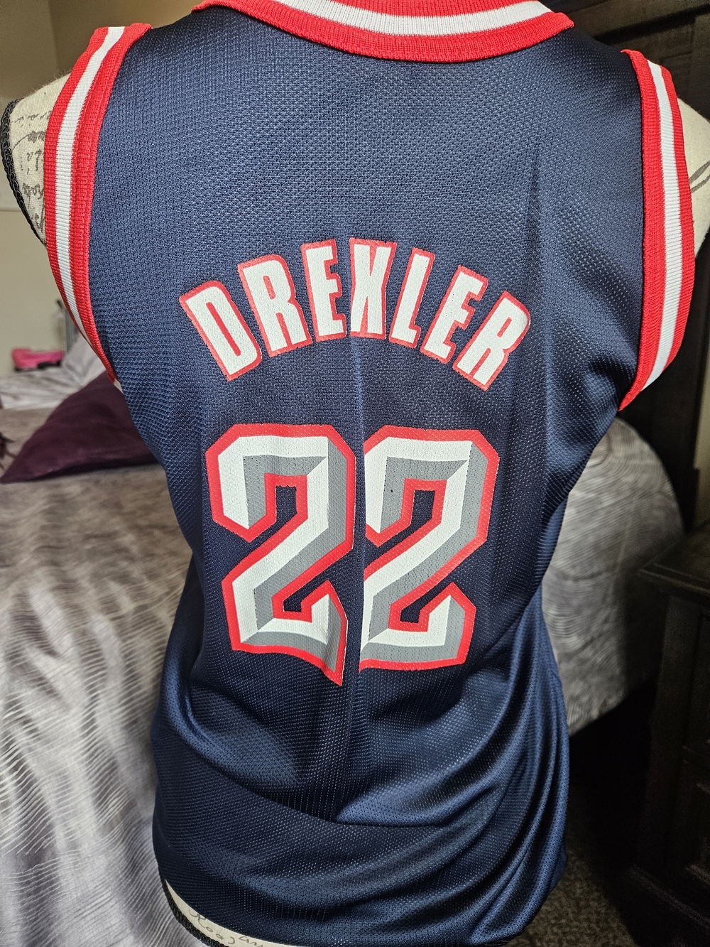 Vintage 22 Houston Rockets - Picture 4 of 4